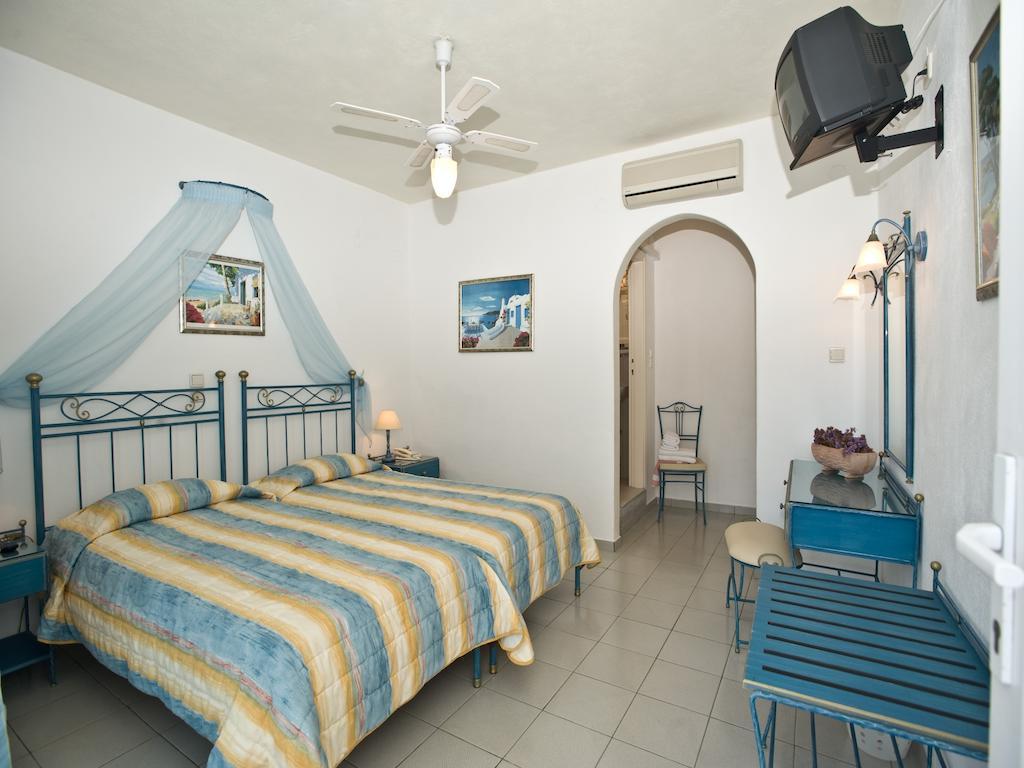 Vana Holidays ออร์นอส ห้อง รูปภาพ